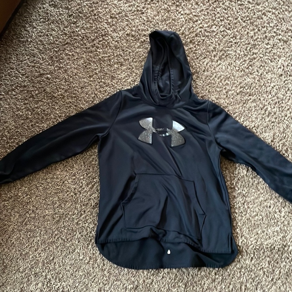 Black under armor sweatshirt